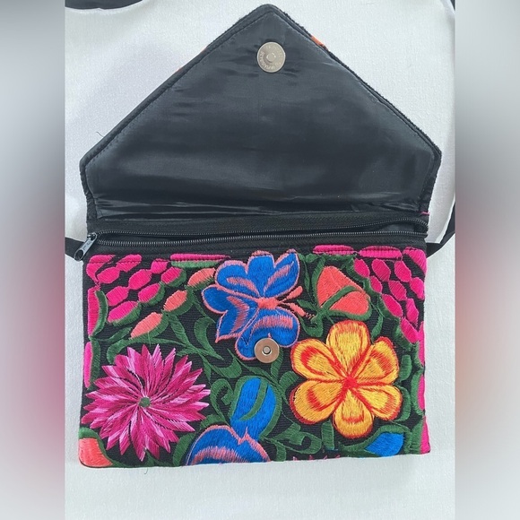 Embroidered Handmade Bohemian Convertible Crossbody Clutch Colourful Floral - Picture 6 of 17